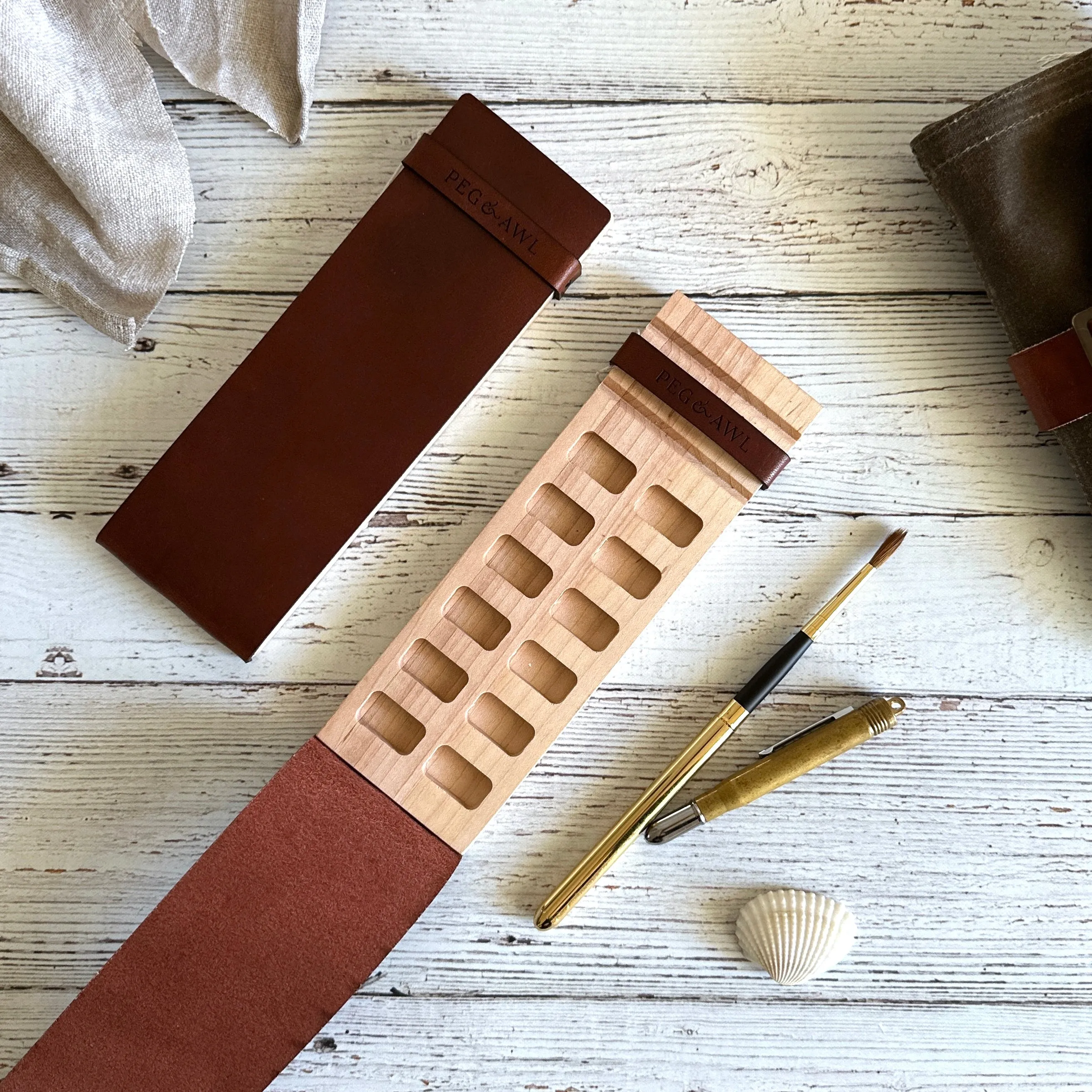 [Peg and Awl ] Iris Painter’s Palette