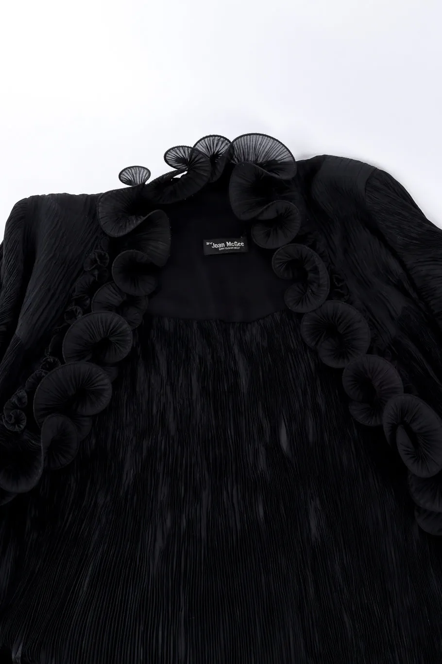 Pleated Spiral Ruffle Duster