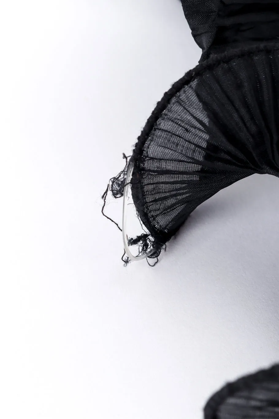Pleated Spiral Ruffle Duster