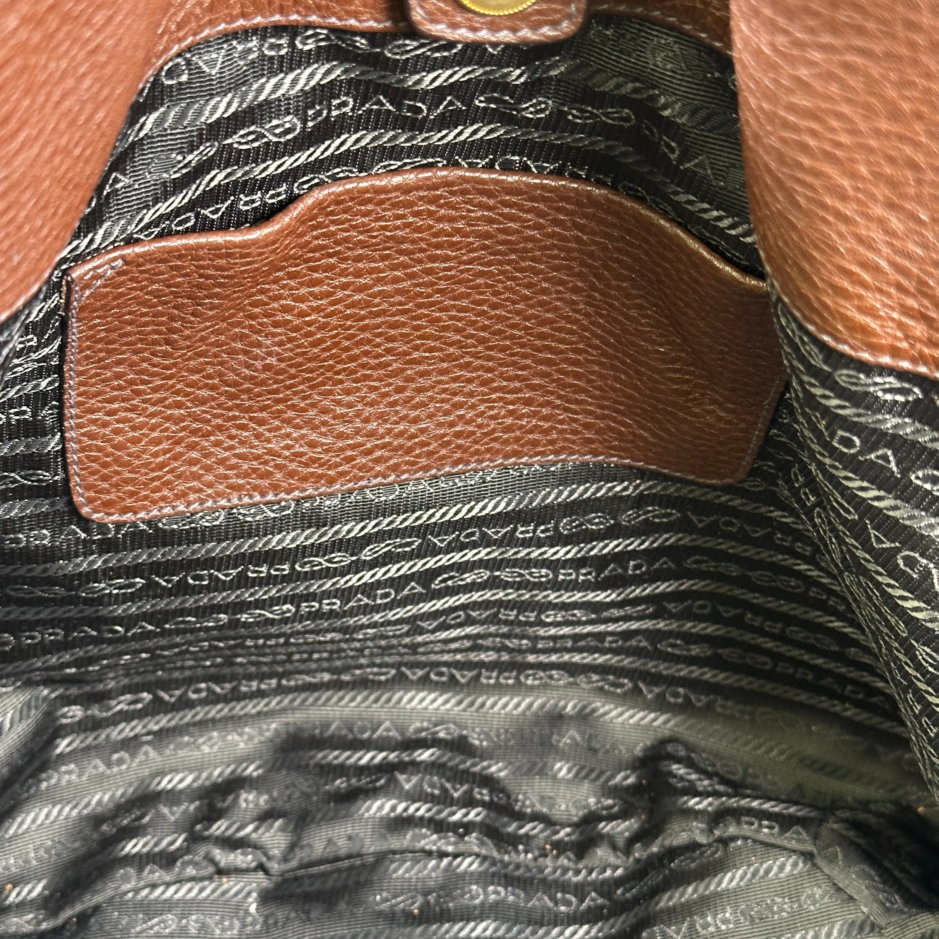 Prada Vitello Daino Hobo - Bruciato