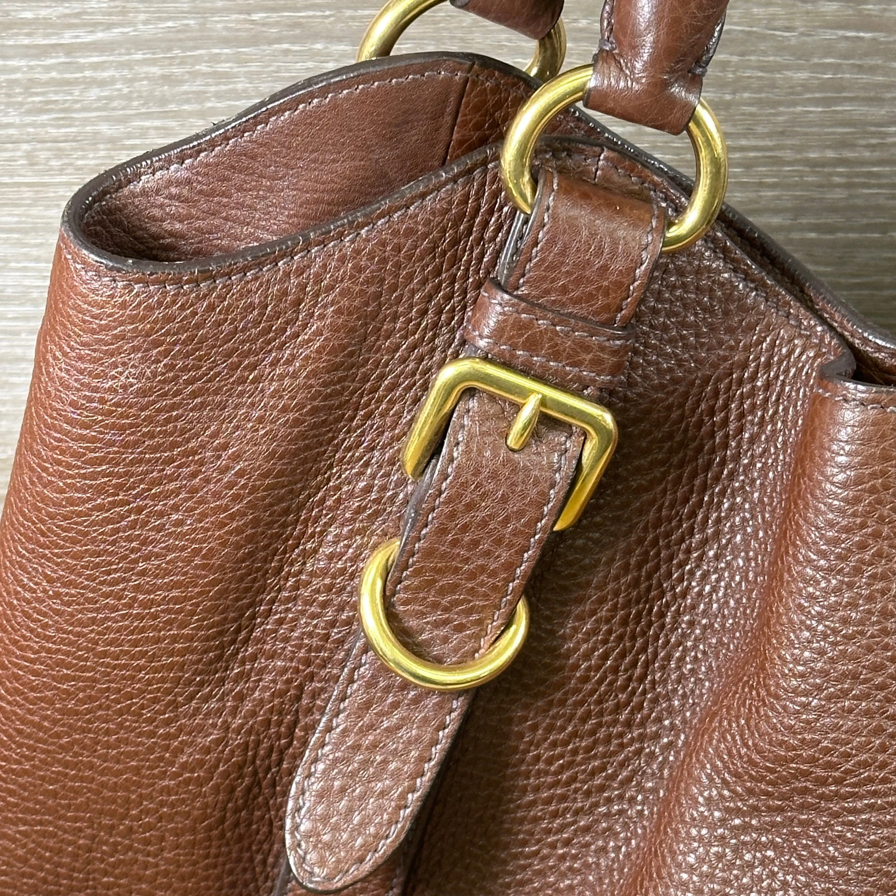 Prada Vitello Daino Hobo - Bruciato