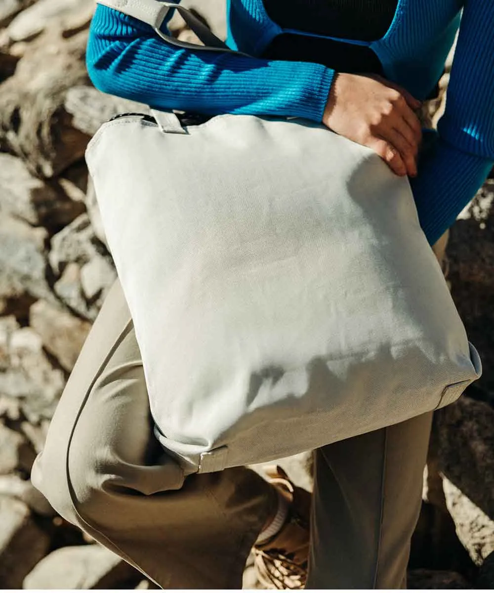 Qwstion Tote Bag Large aus Bananatex® plastikfrei