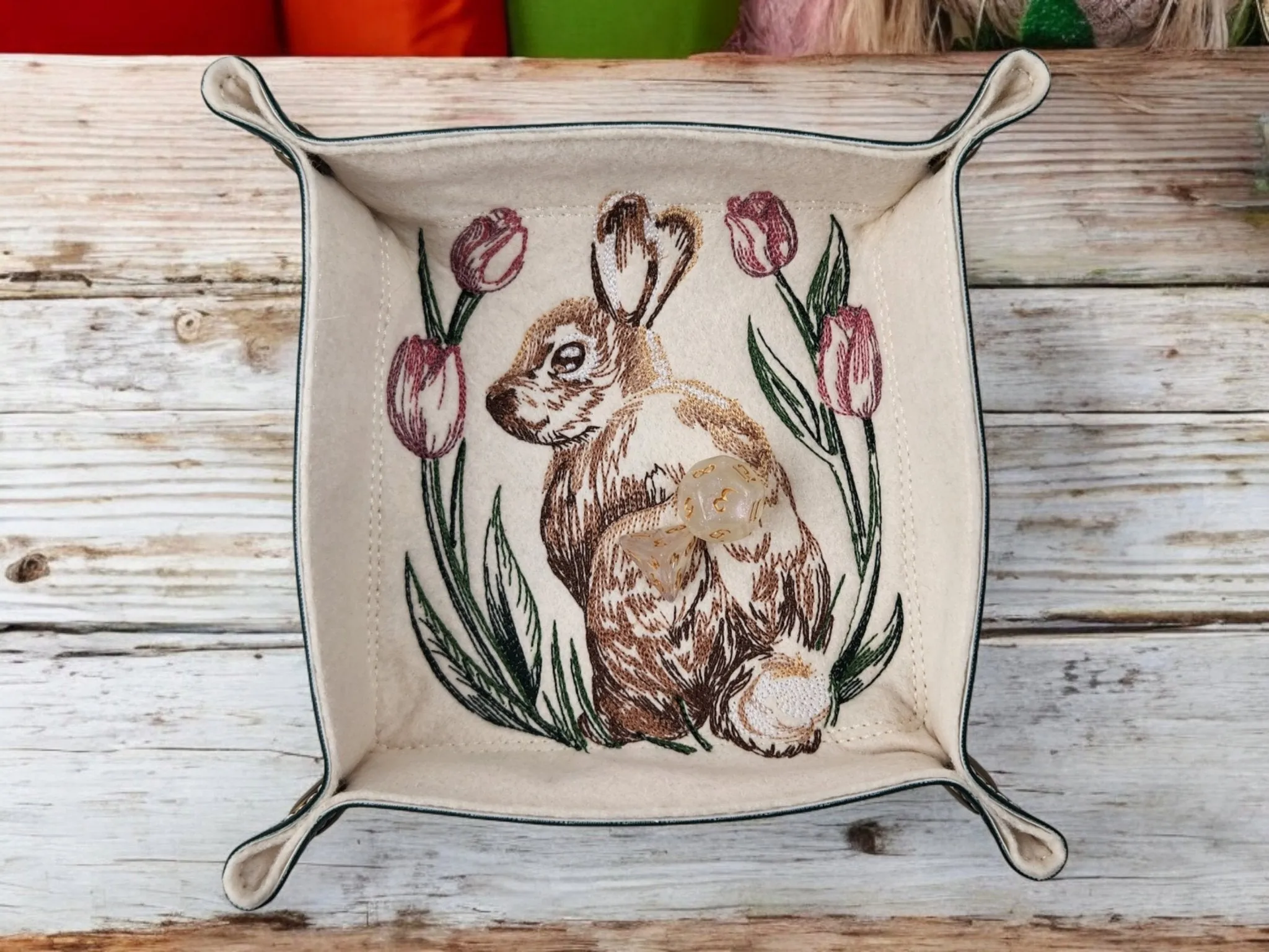 Rabbit and tulip dice tray