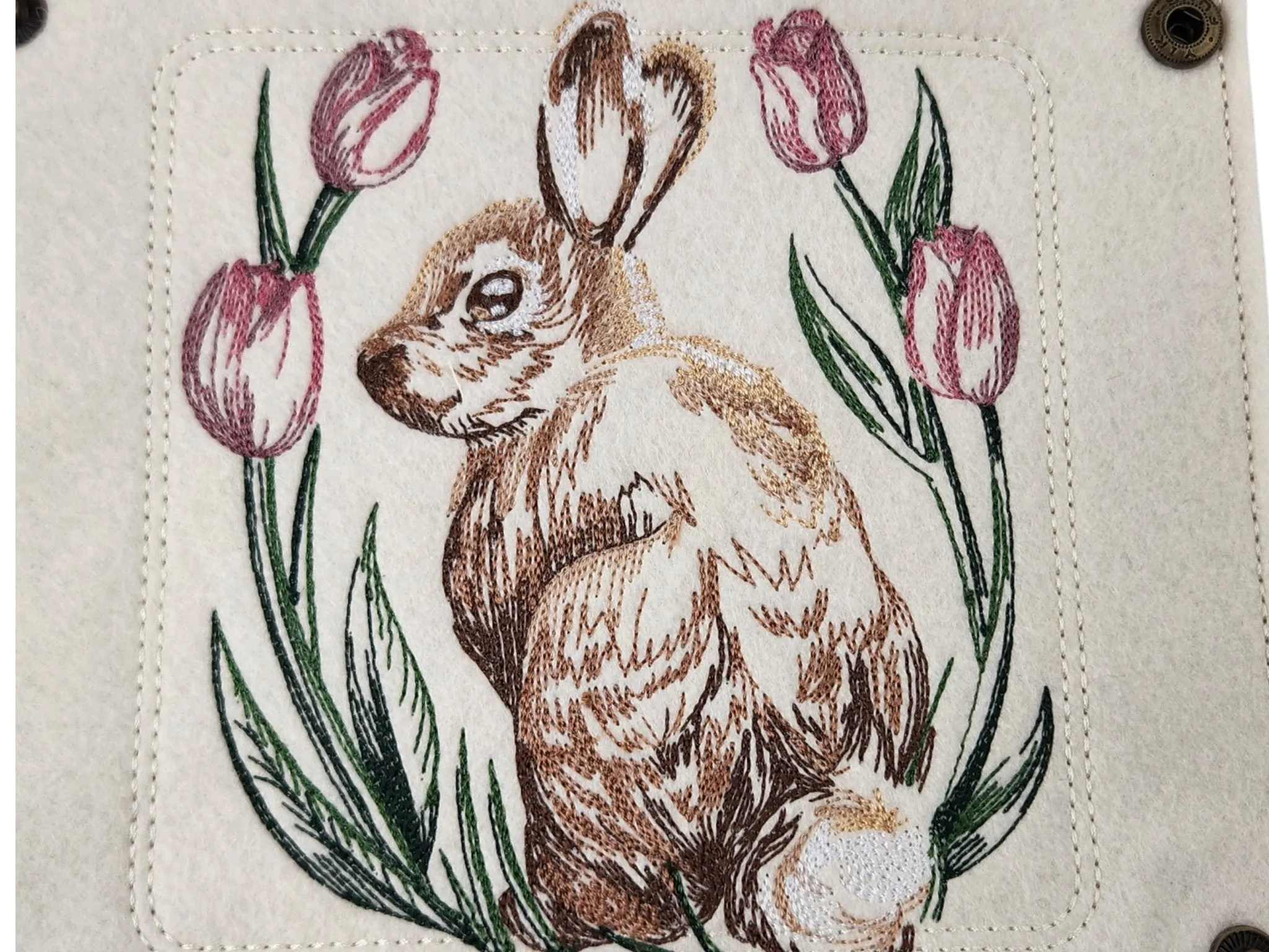 Rabbit and tulip dice tray