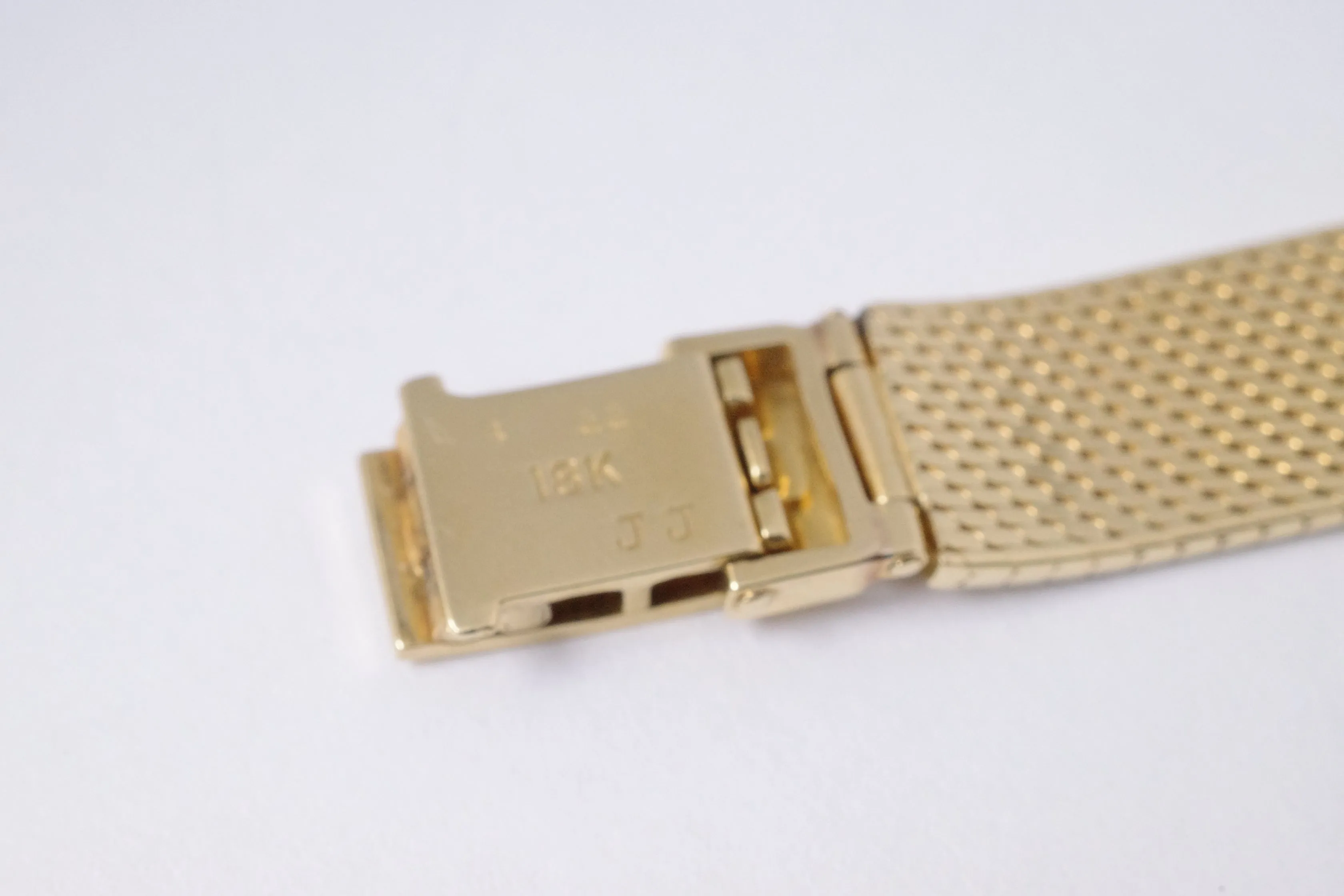 ROLEX VINTAGE YELLOW GOLD CHAMELEON ALMOND ON MILANESE BRACELET $5,975