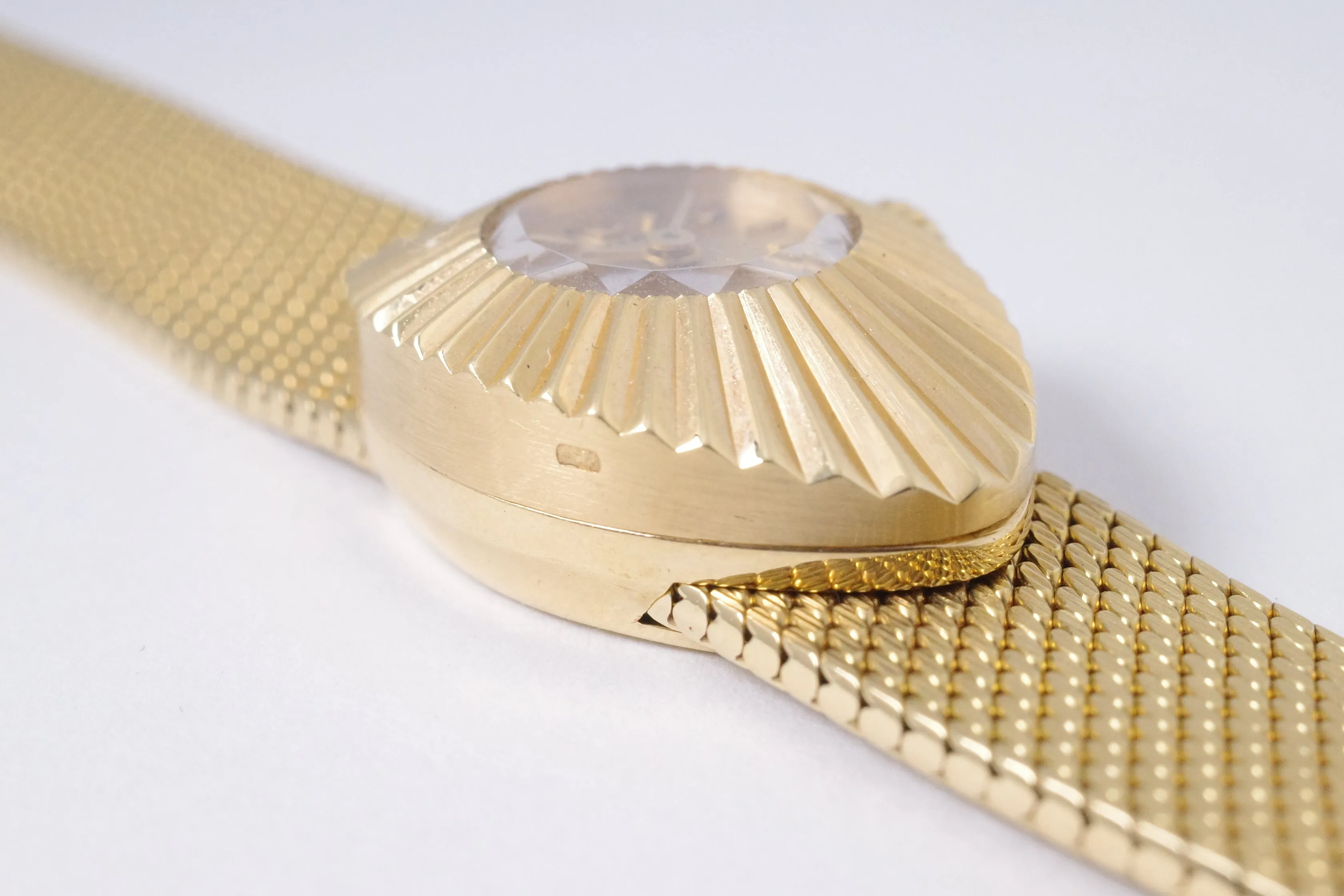 ROLEX VINTAGE YELLOW GOLD CHAMELEON ALMOND ON MILANESE BRACELET $5,975