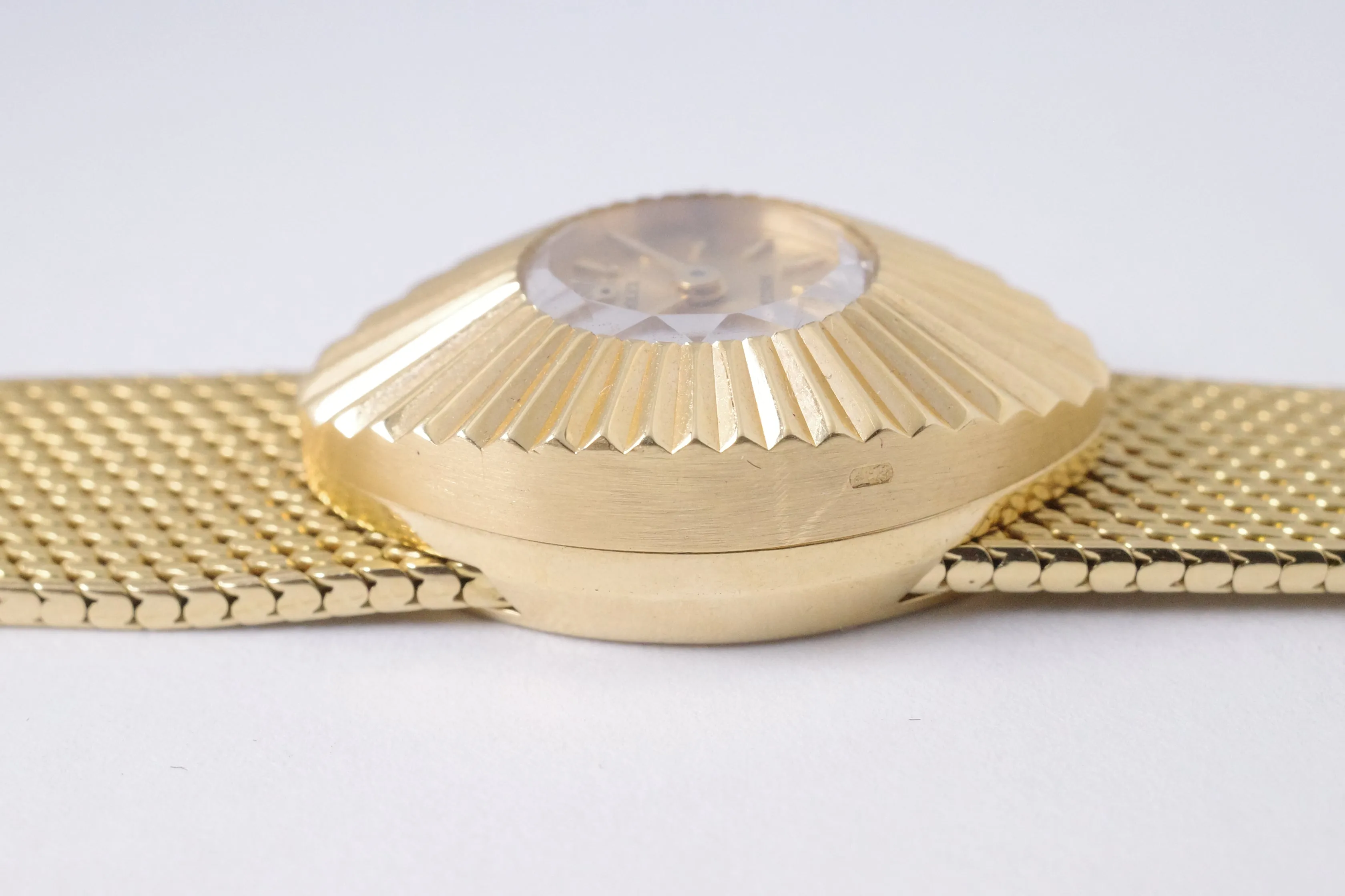 ROLEX VINTAGE YELLOW GOLD CHAMELEON ALMOND ON MILANESE BRACELET $5,975