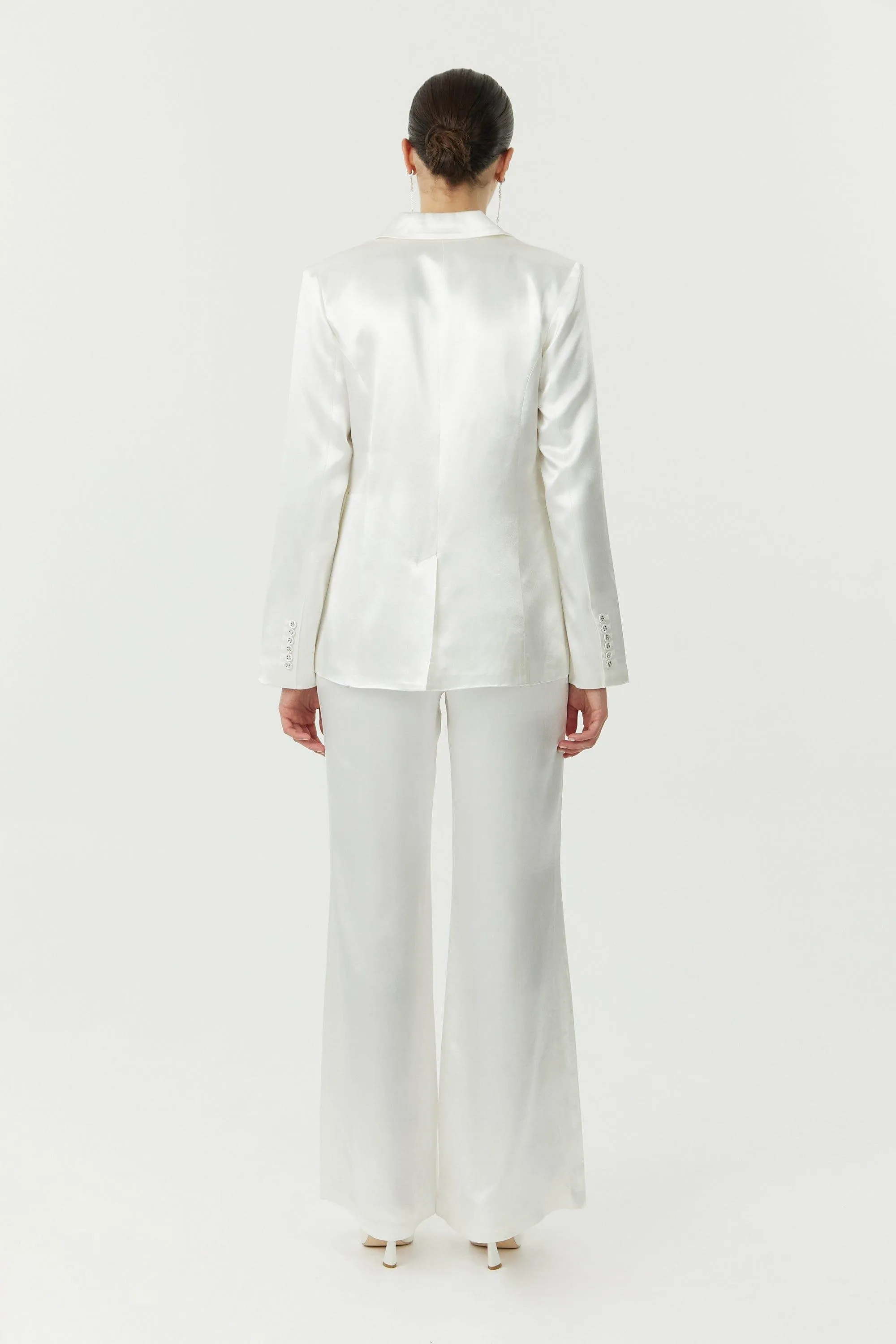 SATIN TAILORED BLAZER | POWDER WHITE