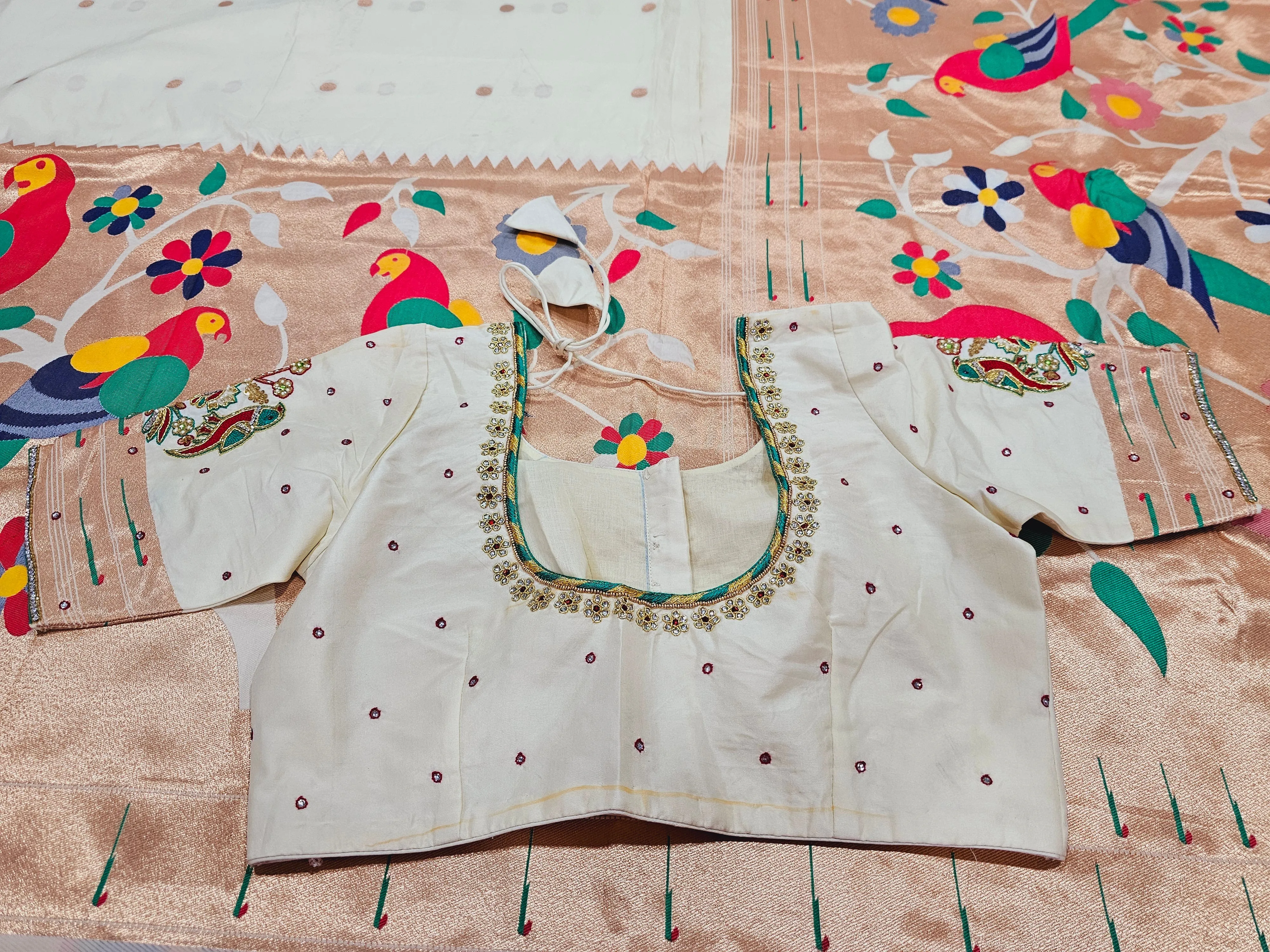 Semi Banaras Paithani saree