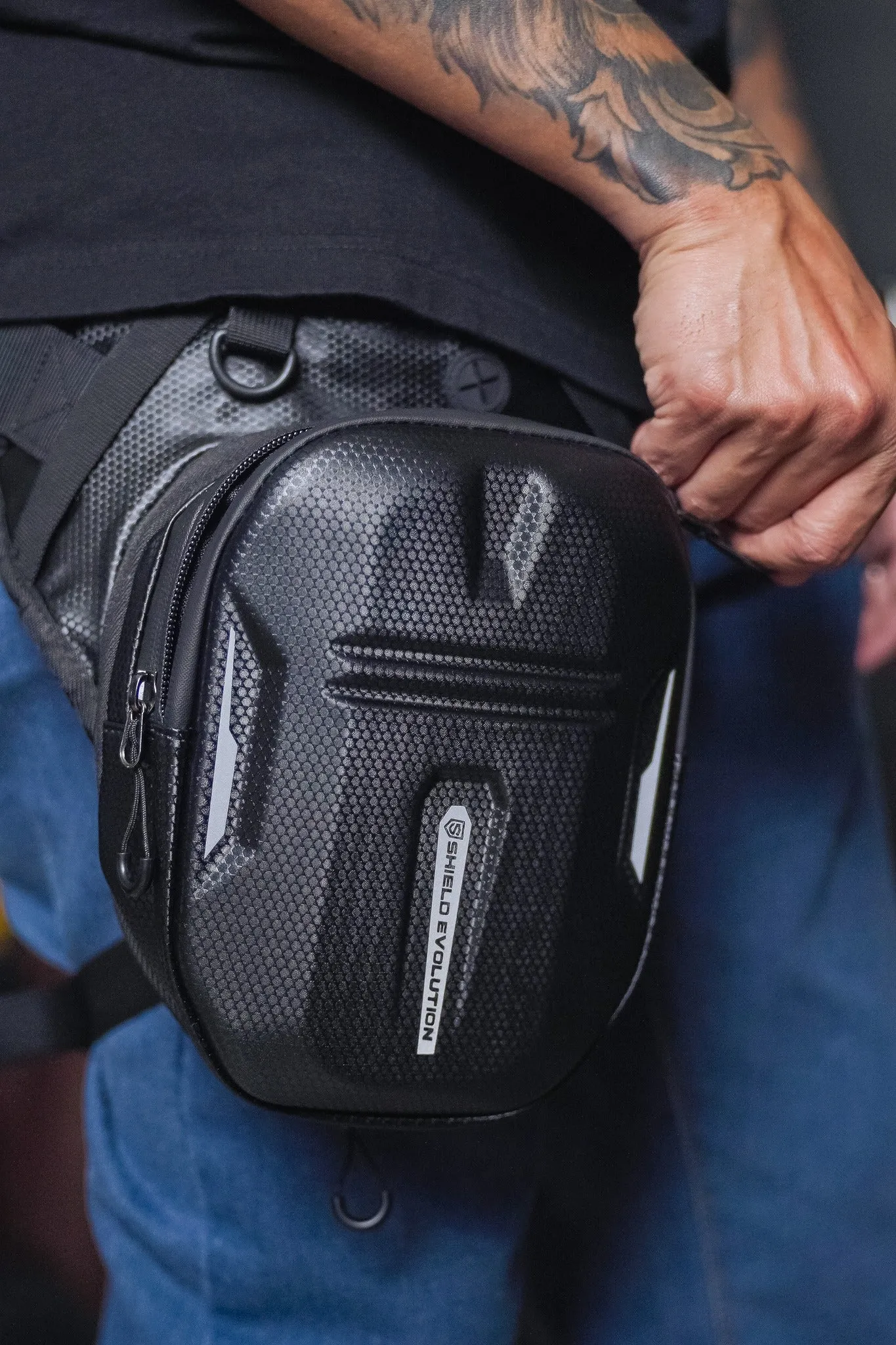SHIELD LEG BAG