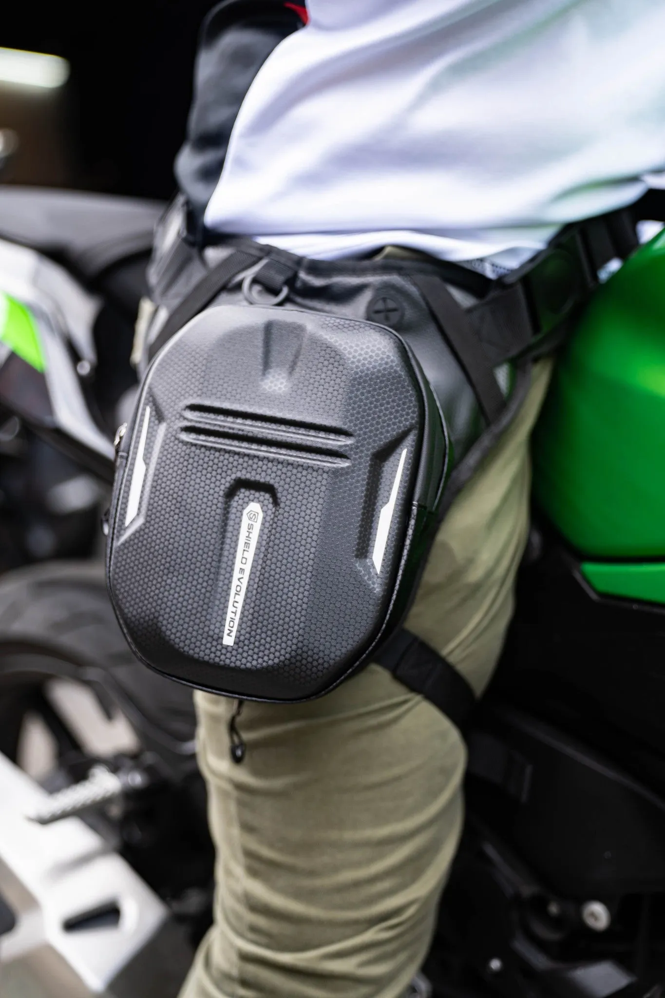 SHIELD LEG BAG