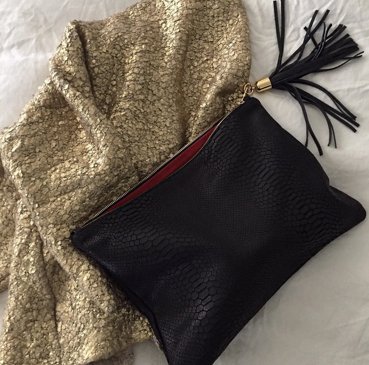 SIMPLE CROSS-BODY