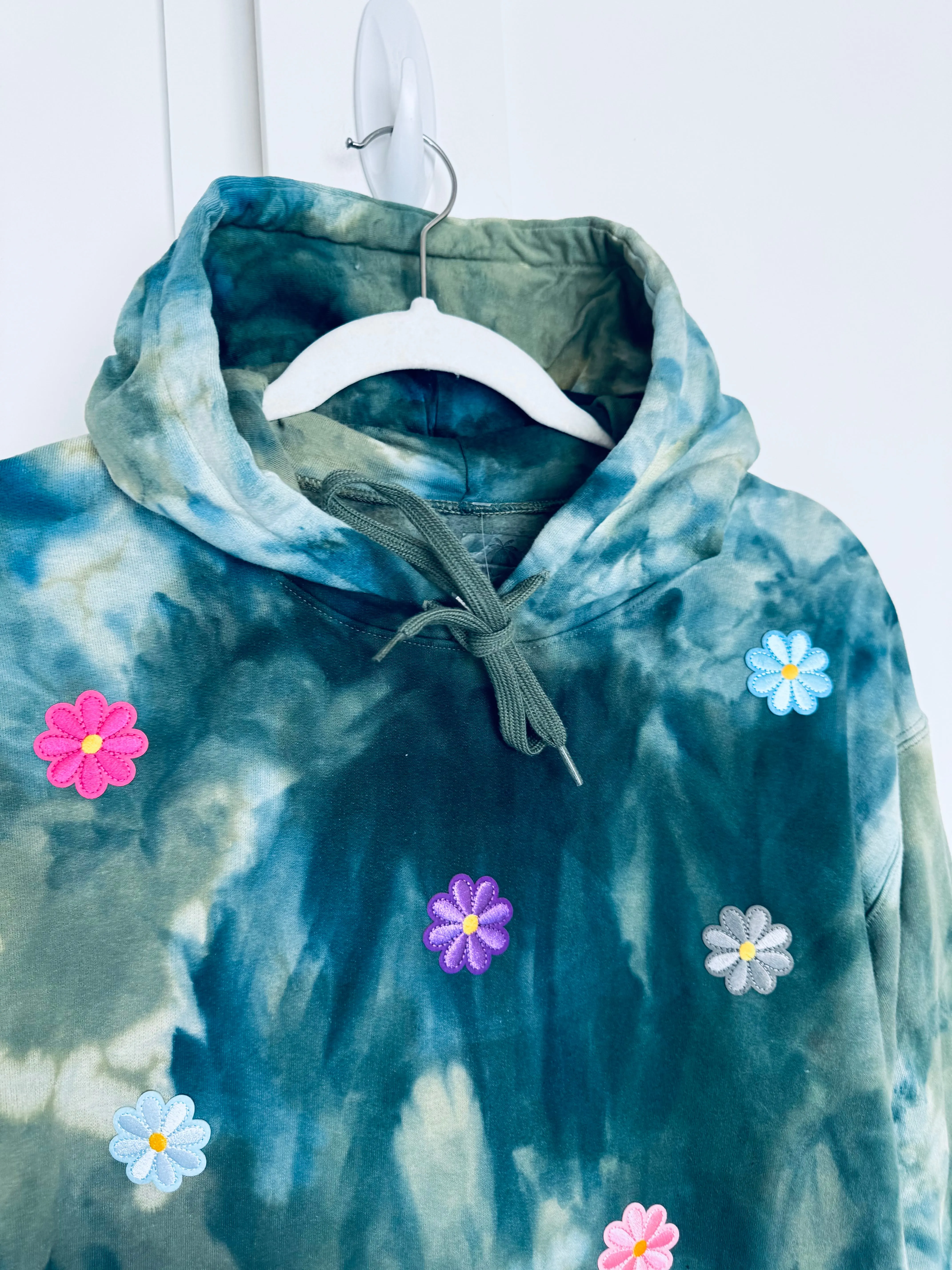 Small Daisy Patchwork Unisex Dyed Hoodie