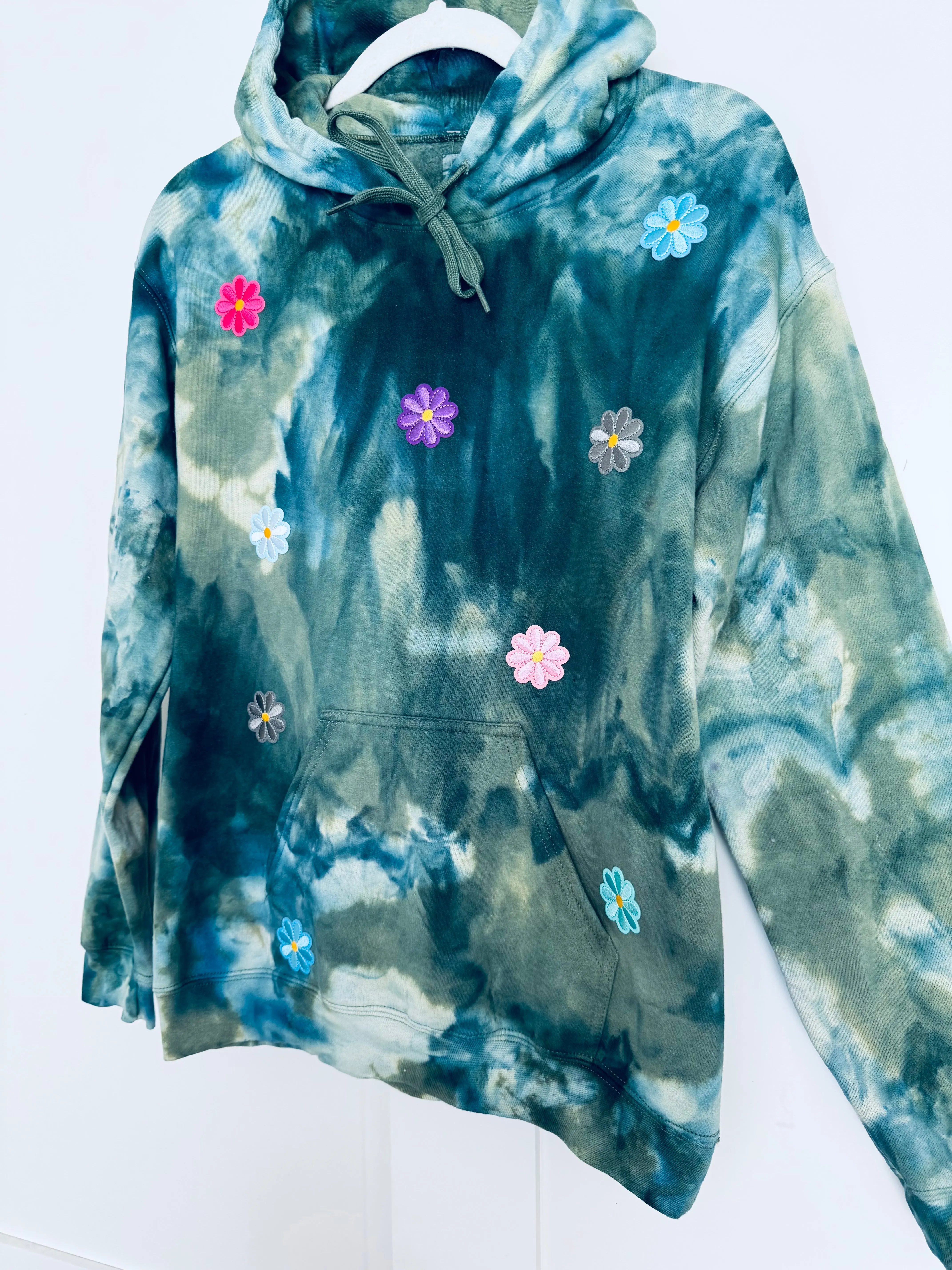 Small Daisy Patchwork Unisex Dyed Hoodie