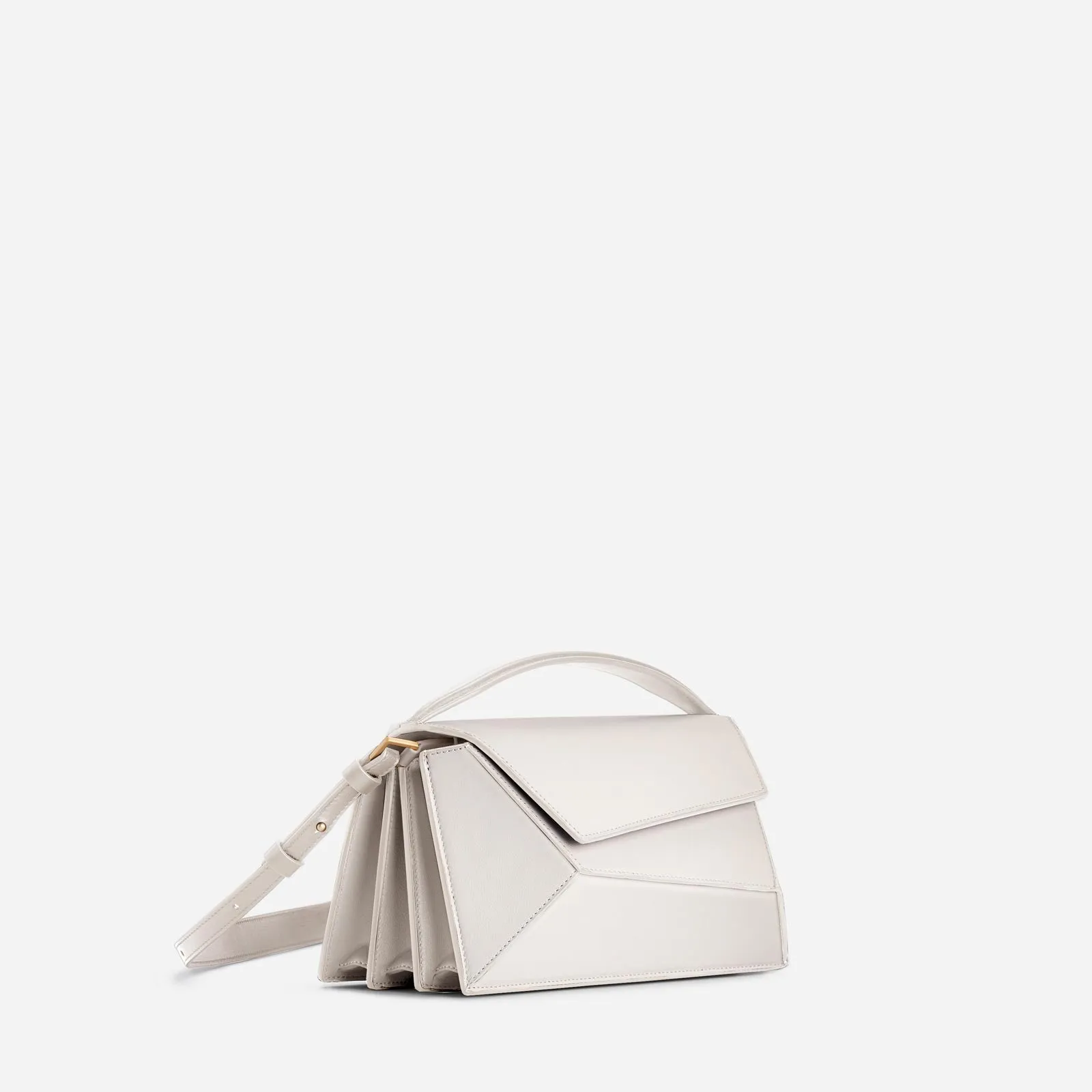 Small Naomi - Dove