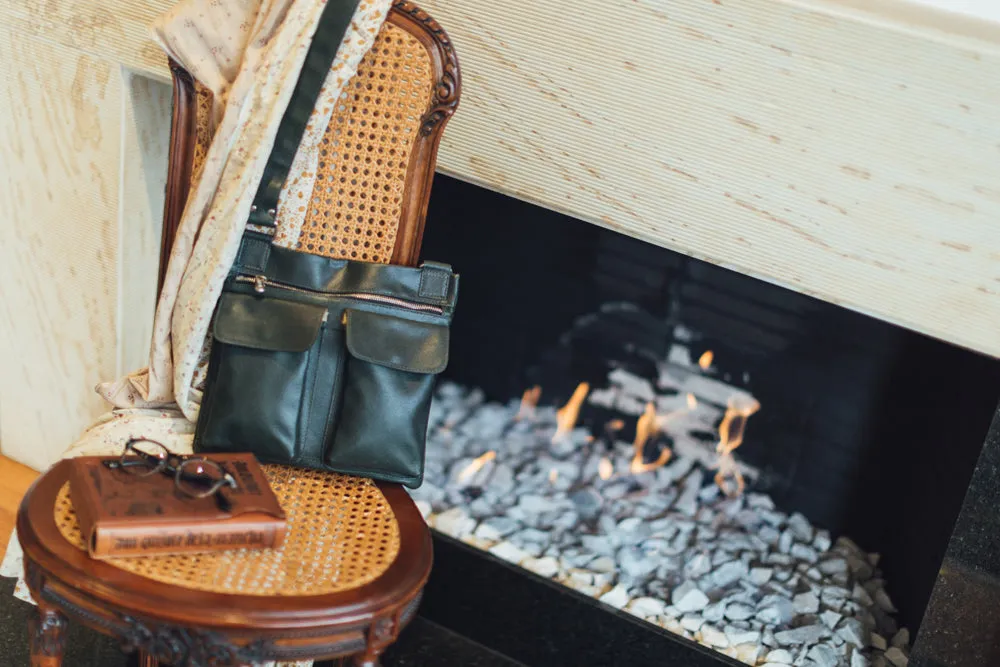 SMALL SHOULDER MAIL BAG