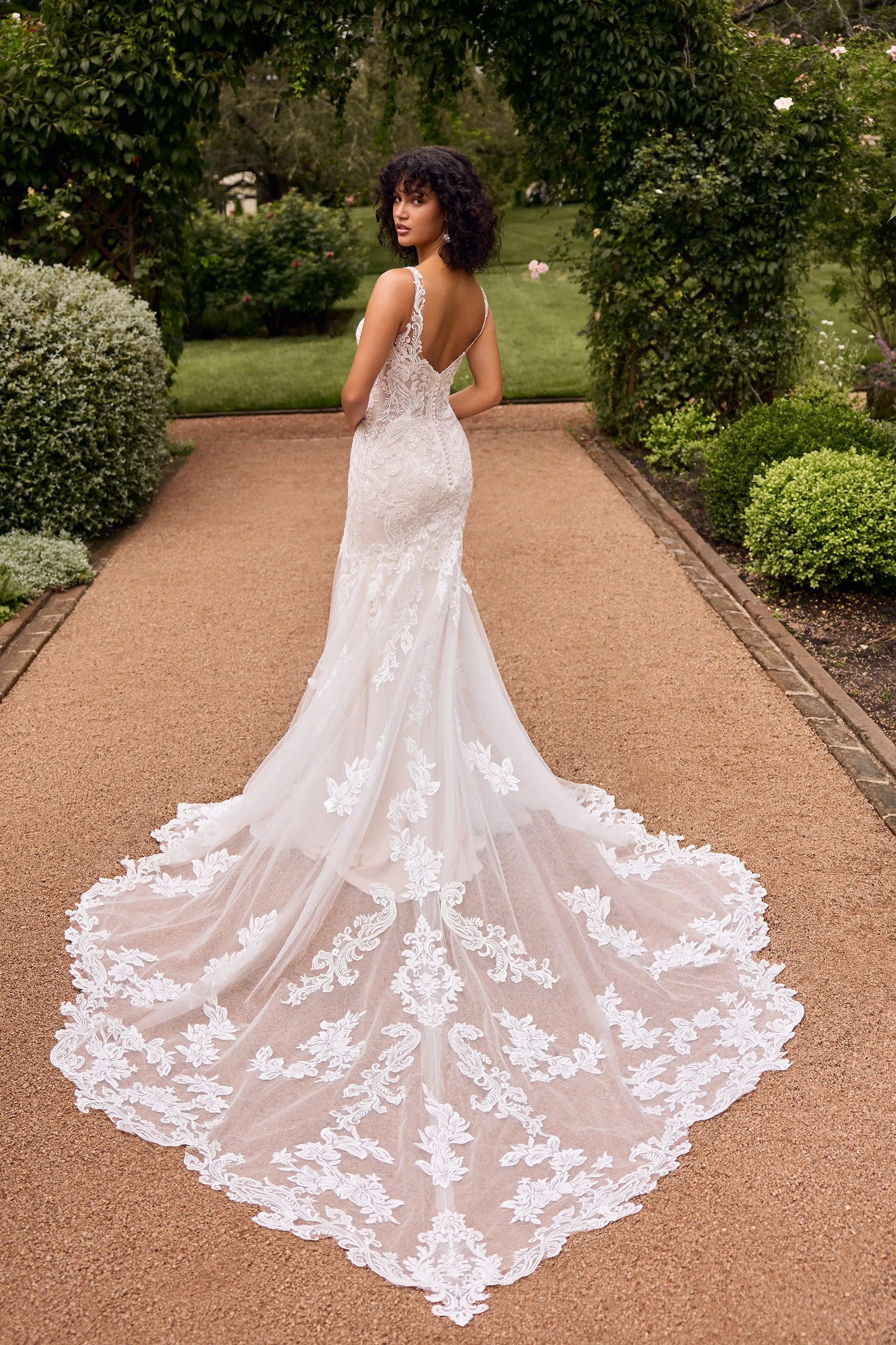 Sophia Tolli: Y3130 - Enola