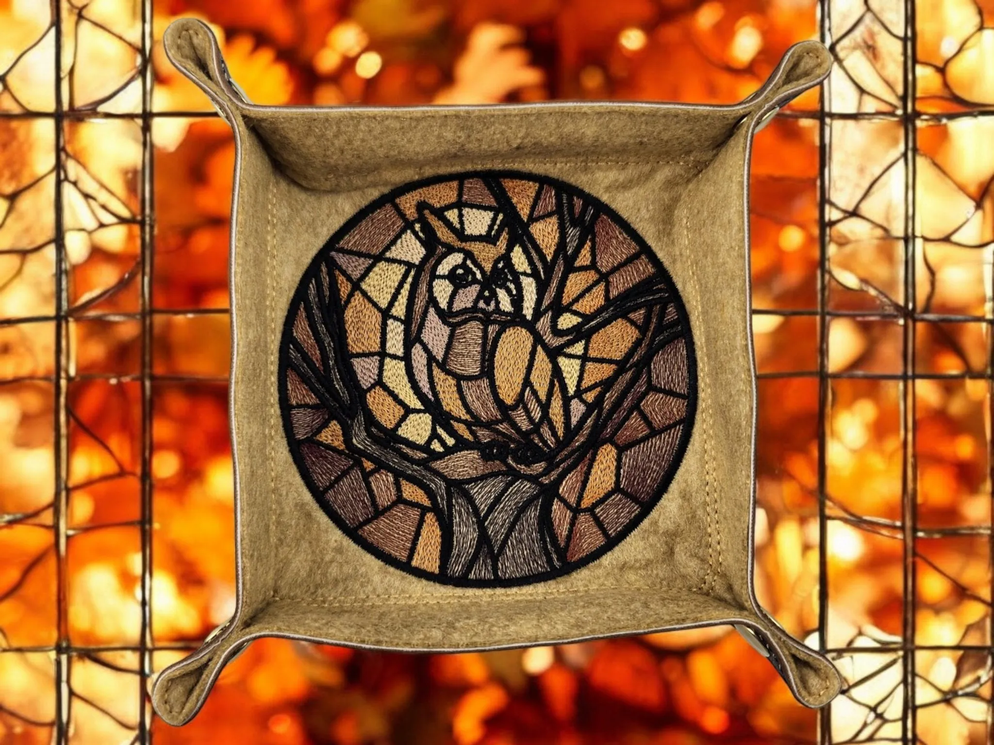 Stained glass style owl dice tray