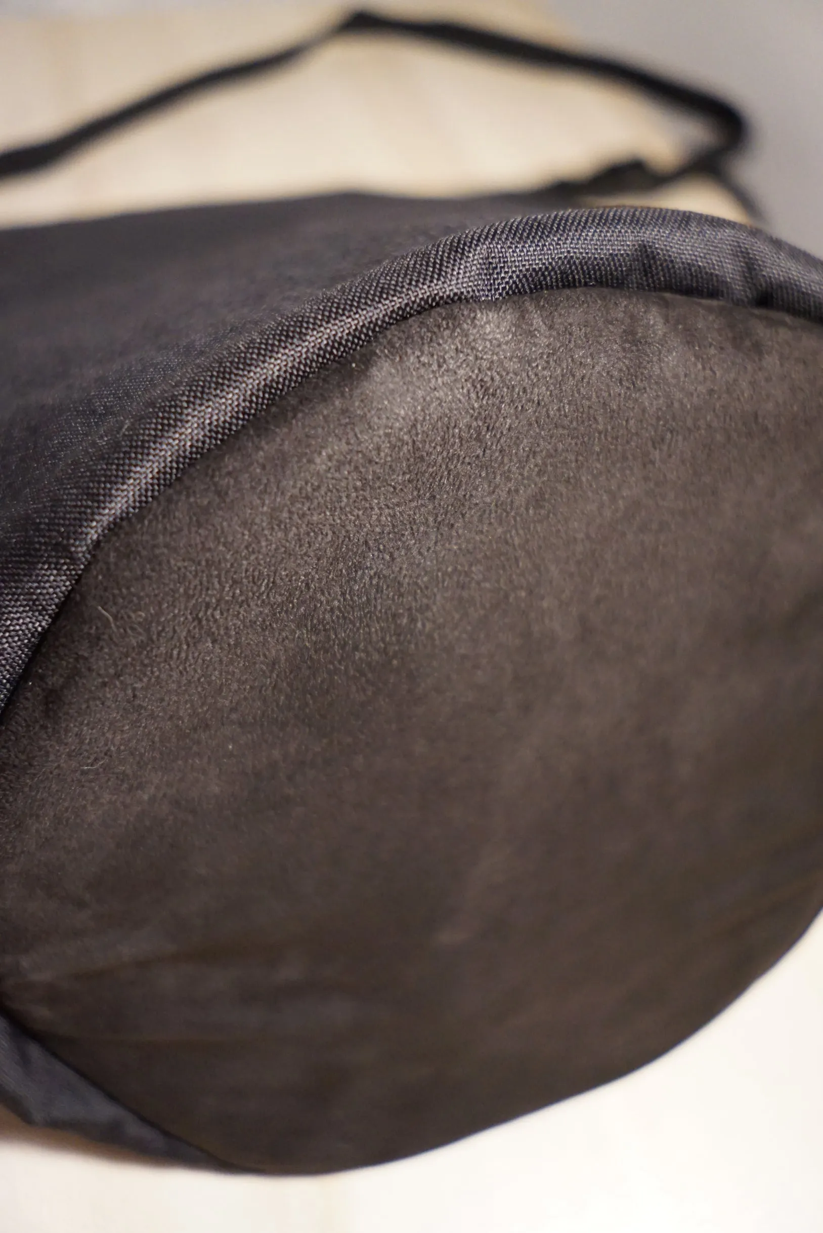 Stingwater "Baby Cow"  Shoulder Bag Black