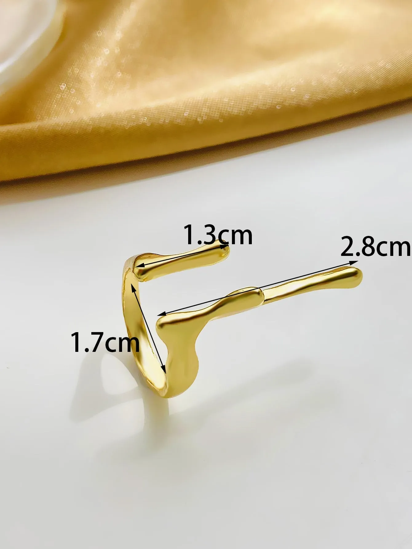 Structured Design Cuff Ring - Gold