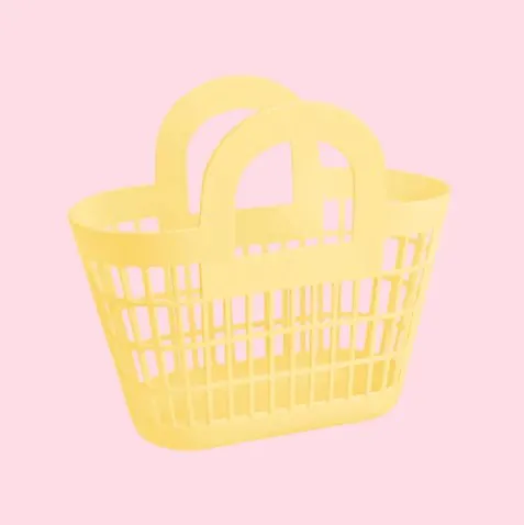sunjellies: rosie basket in yellow