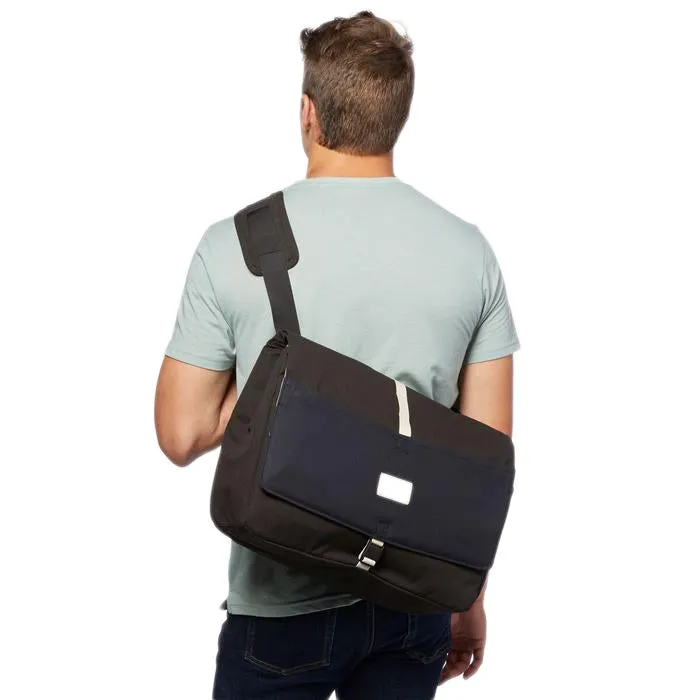Tasche Chuspa 15L Messenger Bag