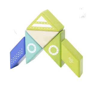 Tegu - Travel Pal Magnetic | Spaceship