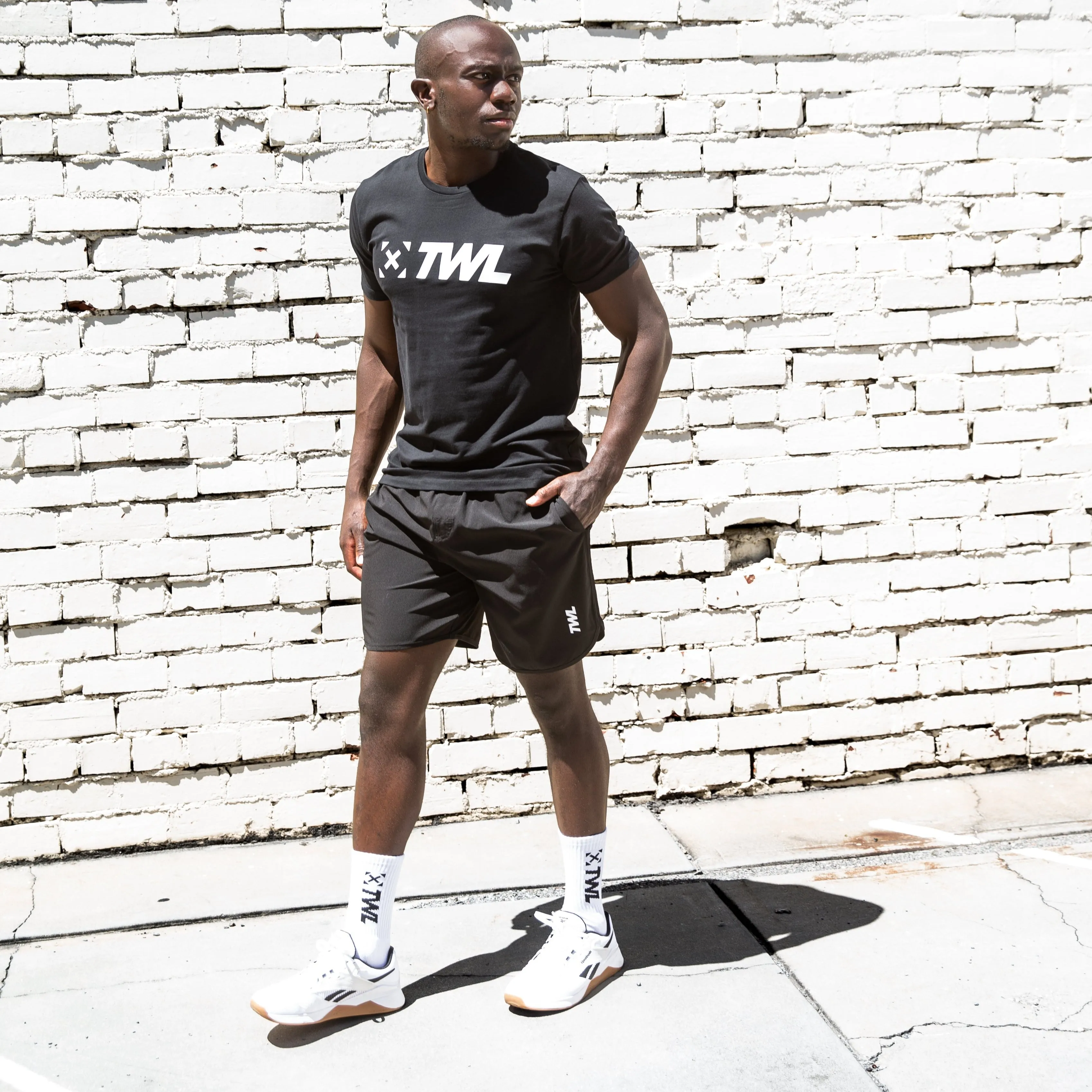 TWL - MEN'S EVERYDAY T-SHIRT - BLACK/WHITE