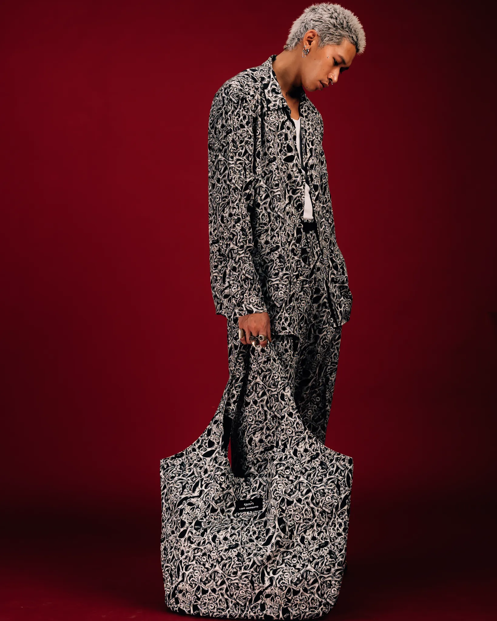 [UNISEX] RAFEL DELALANDE X LOCO MOSQUITO OVERSIZED EVERYDAY BAG (BLACK / WHITE)