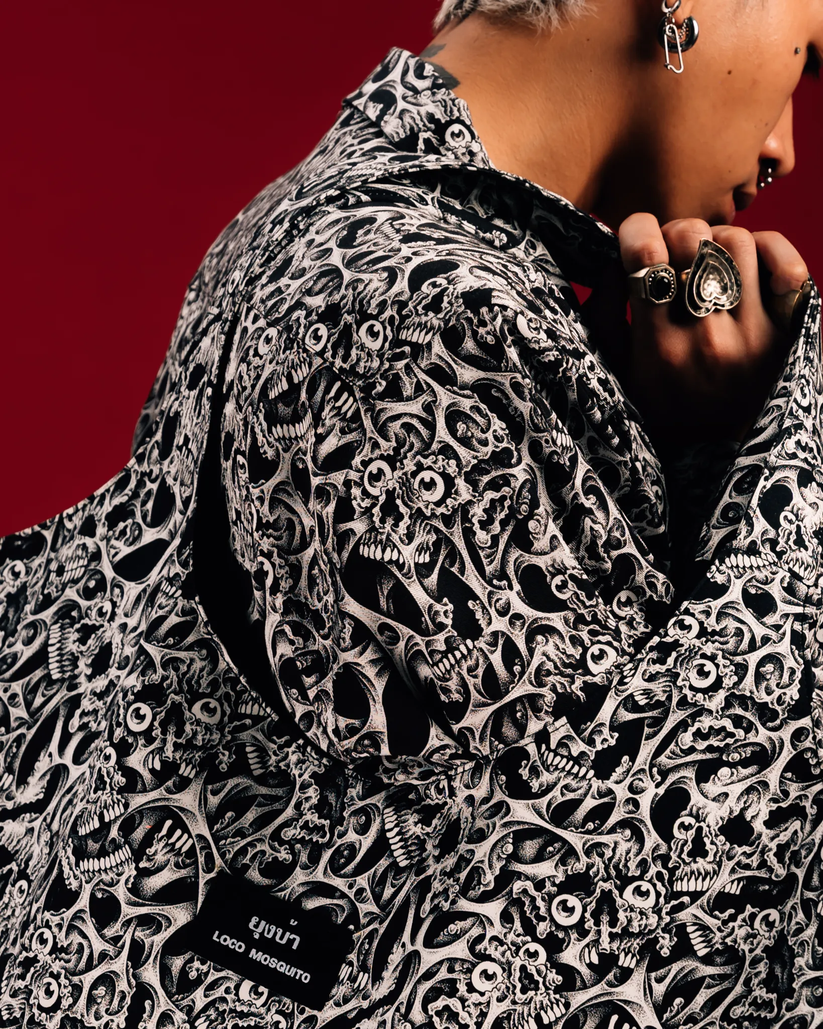 [UNISEX] RAFEL DELALANDE X LOCO MOSQUITO OVERSIZED EVERYDAY BAG (BLACK / WHITE)