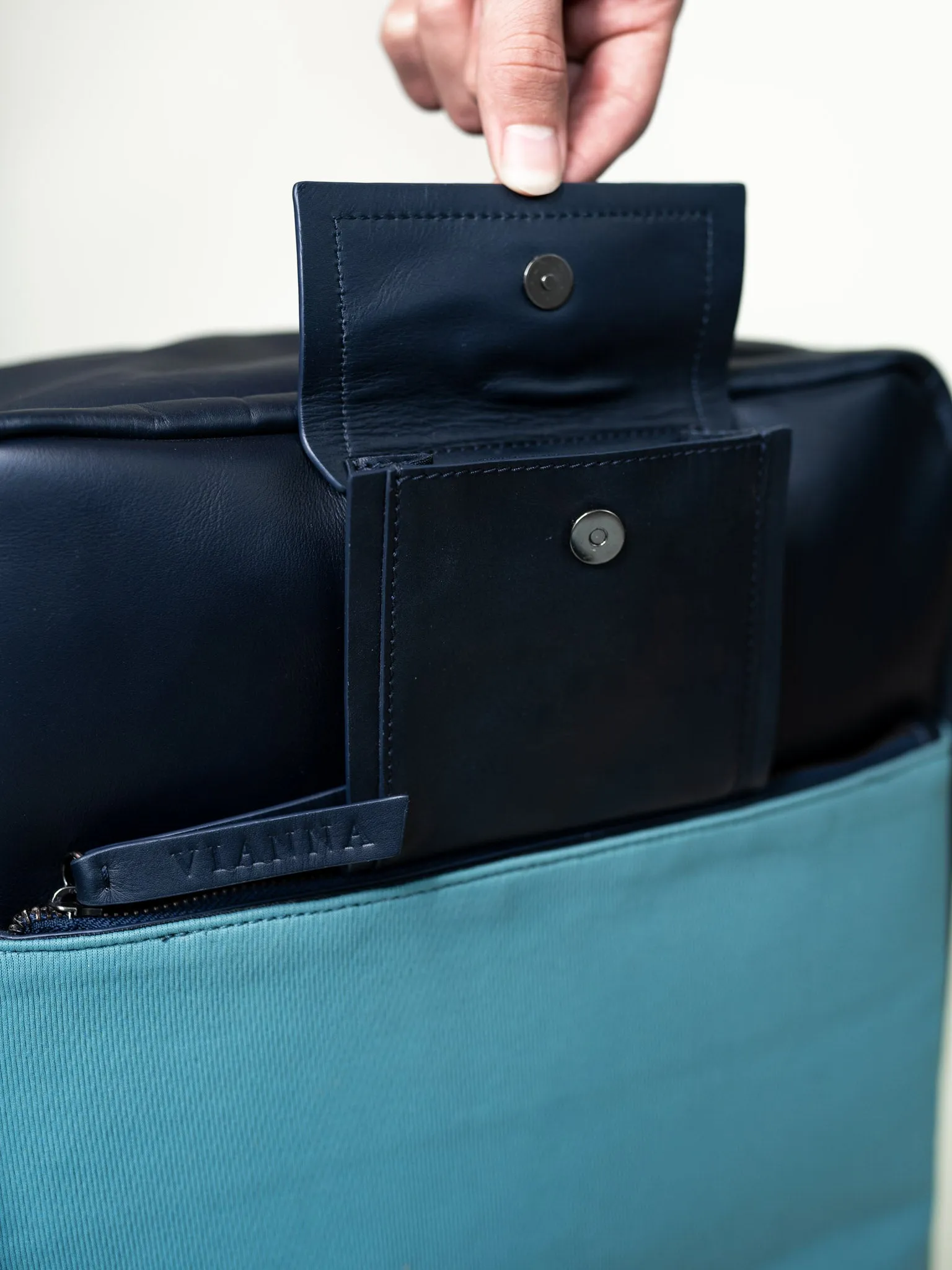 Utilize Unisex Carry All
