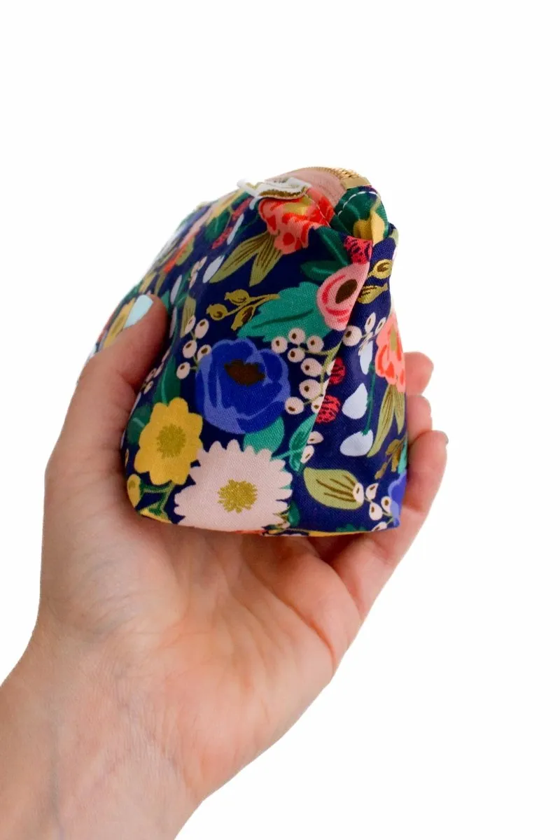 Vintage Garden Stash Essential Oil/Nail Polish Bag with Compartments