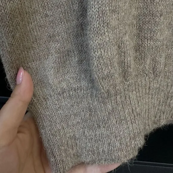 Vintage REY Women’s 100% Alpaca Wool Cardigan