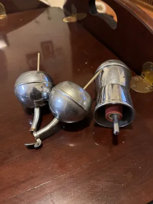 Vintage Spirit Pourer