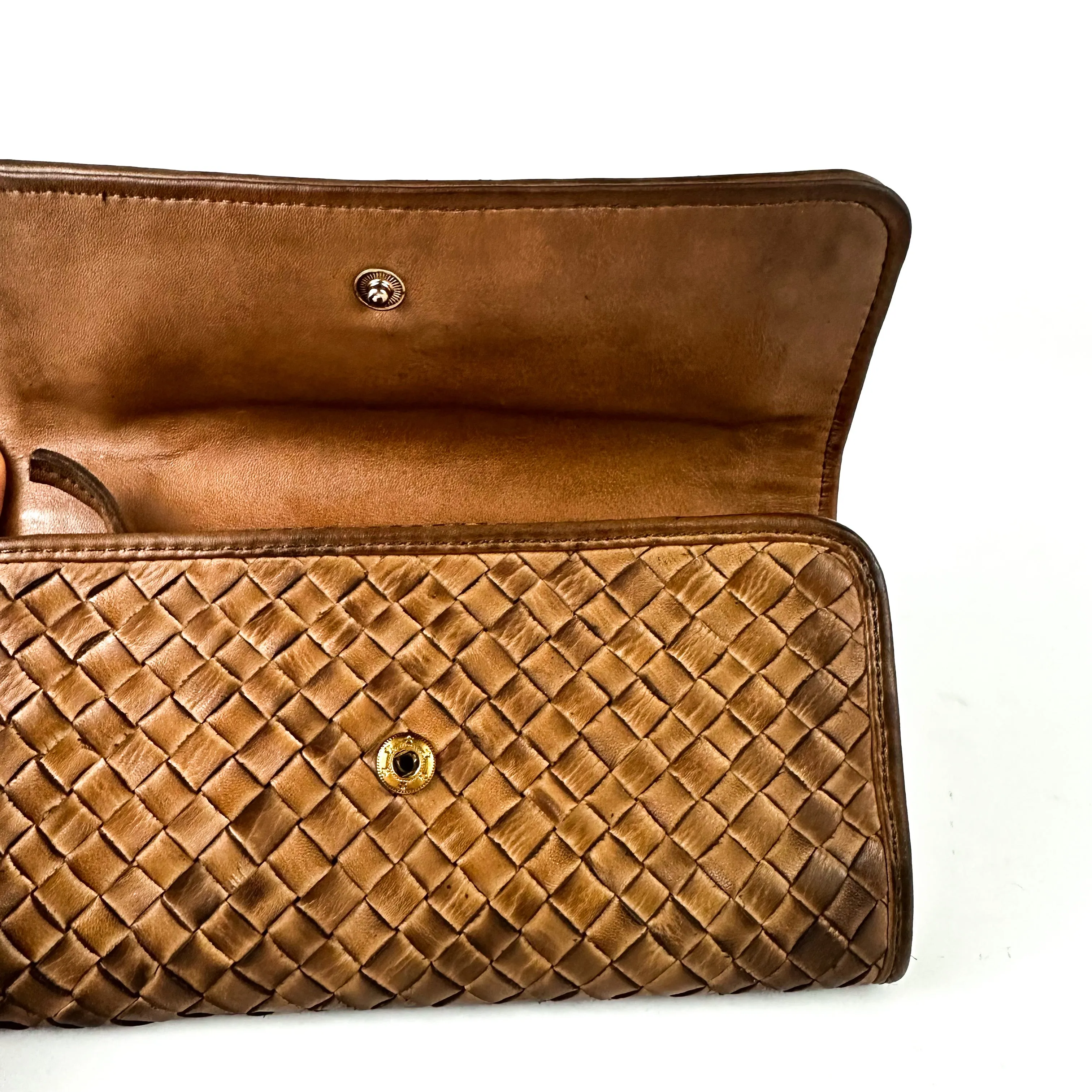 Vive La Difference - Flat Wallet Cross (Caramel)