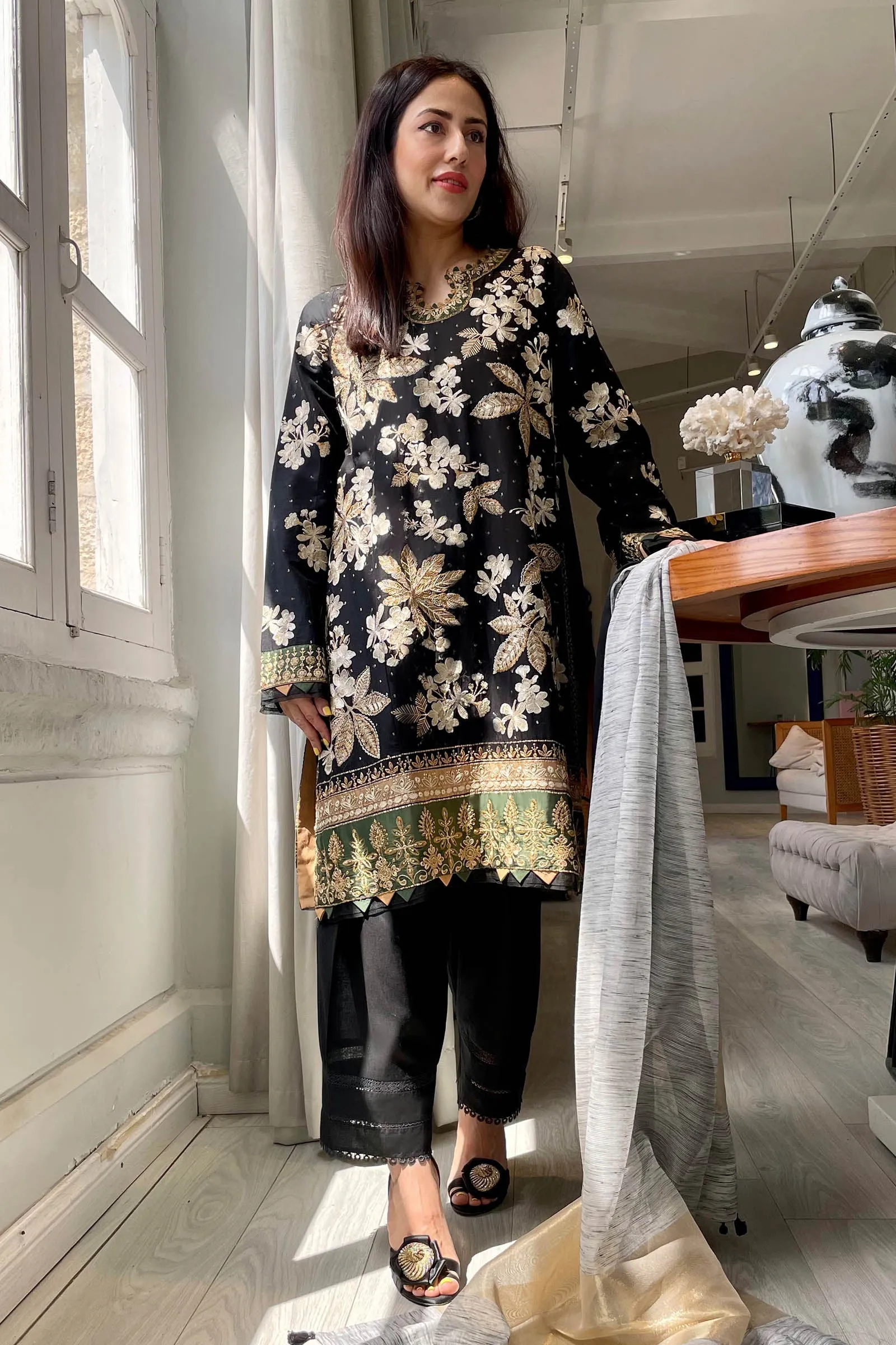 Zaha Lawn 2022 Vol 1 | FARIBAH ZL22-11B