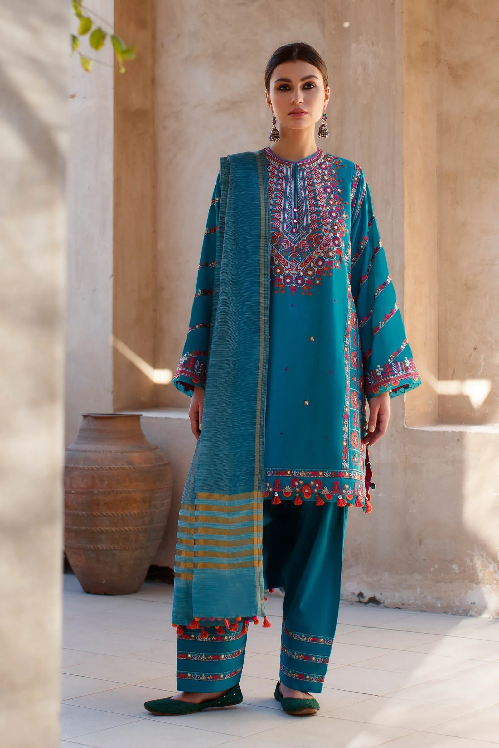 Zaha Lawn 2022 Vol 1 | SOUZAN ZL22-05A